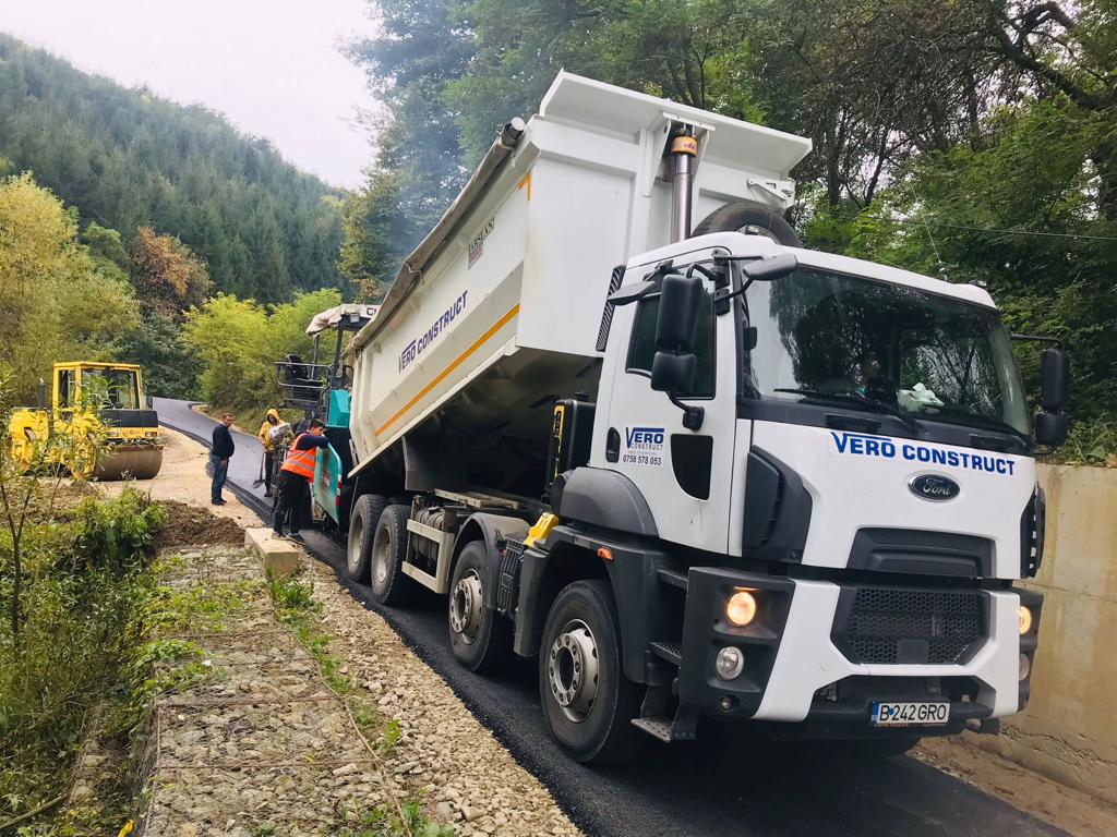 Construcții drumuri și poduri